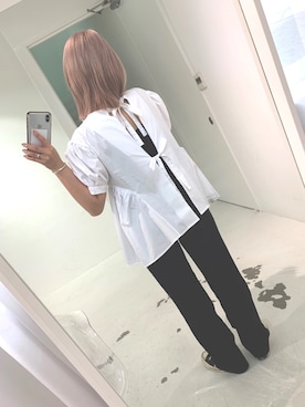 「ISOOK（アイスー）のアイテム（スラックス）」を使った、MAYA SAKAIさん（レディース・162cm）の夏コーディネート