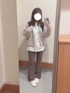 「GRL（グレイル）のフロントタックフレアパンツ（その他パンツ、ブラウン系）」を使った、natsume.さん（レディース・155cm）の冬コーディネート