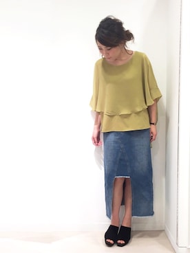 「アイテム（シャツ/ブラウス、イエロー系）」を使った、OSMOSIS天王寺ミオ店さん（レディース・155cm）の夏コーディネート