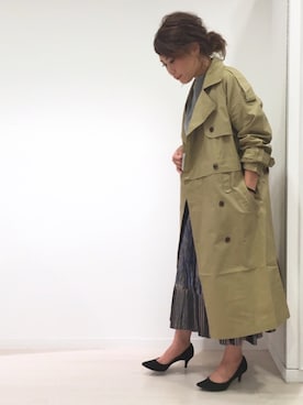 「OSMOSIS（オズモーシス）のアイテム（トレンチコート）」を使った、OSMOSIS天王寺ミオ店さん（レディース・155cm）の秋コーディネート