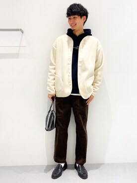 「LAKOLE（ラコレ）のアイテム（パーカー）」を使った、Takuさん（メンズ・180cm）の冬コーディネート