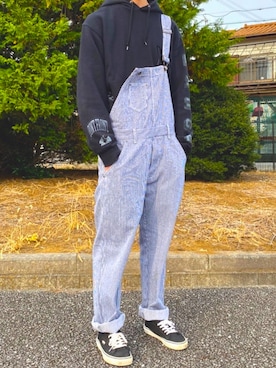 「８(eight)（エイト）のアイテム（オールインワン・サロペット）」を使った、おんさん（メンズ・175cm）の秋コーディネート