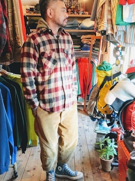 「WOOLRICH（ウールリッチ）のアイテム（トップス）」を使った、ataco garageさん（メンズ・173cm）の冬コーディネート