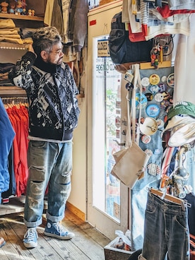 「アイテム（カーディガン/ボレロ）」を使った、ataco garageさん（メンズ・173cm・40代）の冬コーディネート