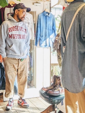 「Russell Athletic（ラッセルアスレティック）のアイテム（パーカー）」を使った、ataco garageさん（メンズ・173cm）の秋コーディネート