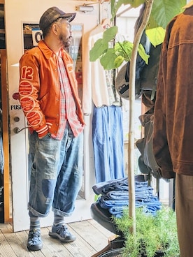 「--（--）のアイテム（スタジャン）」を使った、ataco garageさん（メンズ・173cm）の冬コーディネート