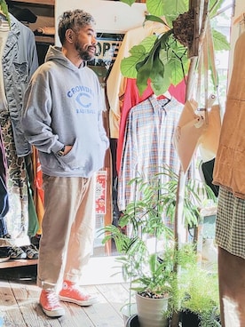 「Russell Athletic（ラッセルアスレティック）のアイテム（パーカー）」を使った、ataco garageさん（メンズ・173cm）の秋コーディネート