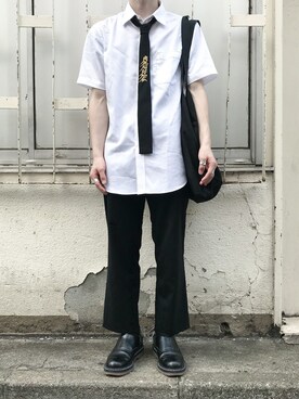 Yohji Yamamoto（ヨウジヤマモト）のネクタイを使った人気ファッション