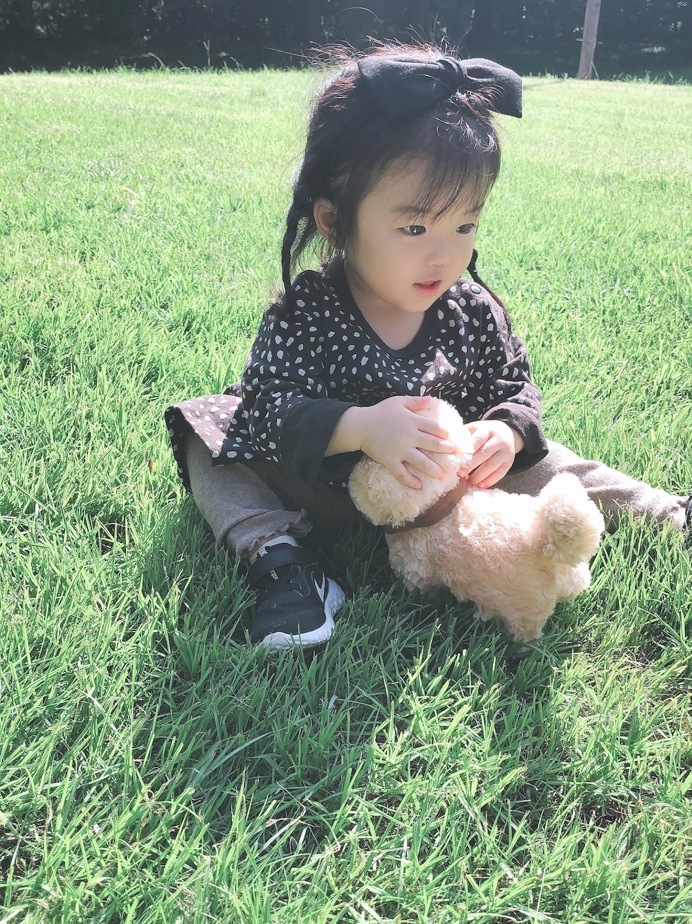 「キッズファッション、秋のコーデ、おしゃれさんと繋がりたい、レギンス、1歳児、petitmain、petit main、ブランシェス、女の子コーデ、kids」｜「petit mainのミニ裏毛 ヒョウ柄ティアードチュニック（Tシャツ/カットソー、グレー系）」を使った、hono0216さん（キッズ・80cm）の秋コーディネートの1枚目の写真