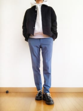 「アイテム（スラックス、ブルー系）」を使った、NITAさん（メンズ・170cm）の冬コーディネート