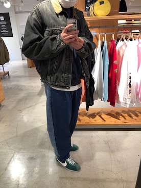 「Levi's（リーバイス）のアイテム（デニムジャケット、ブラック系）」を使った、ナノさん（メンズ・175cm）の冬コーディネート