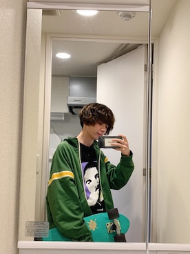 「スケボー」｜「アイテム（その他）」を使った、おいたて だいちさん（メンズ・168cm）の春コーディネート