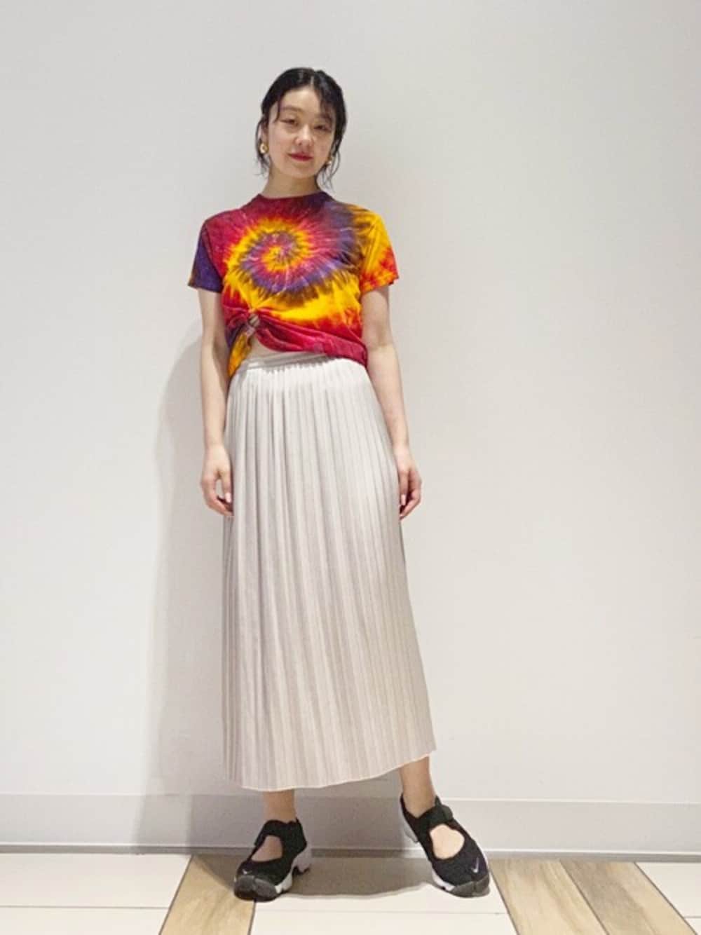COLLINA STRADA コリーナ ストラーダ ダメージ加工ノースリーブトップス  ホワイト XS サステナビリティにアプローチできないアイテムは作らない、「コリーナ