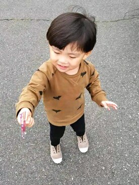 「Mini Rodini（ミニロディーニ）のアイテム（スウェット）」を使った、yeyeyeye9さん（キッズ・80cm）の秋コーディネート