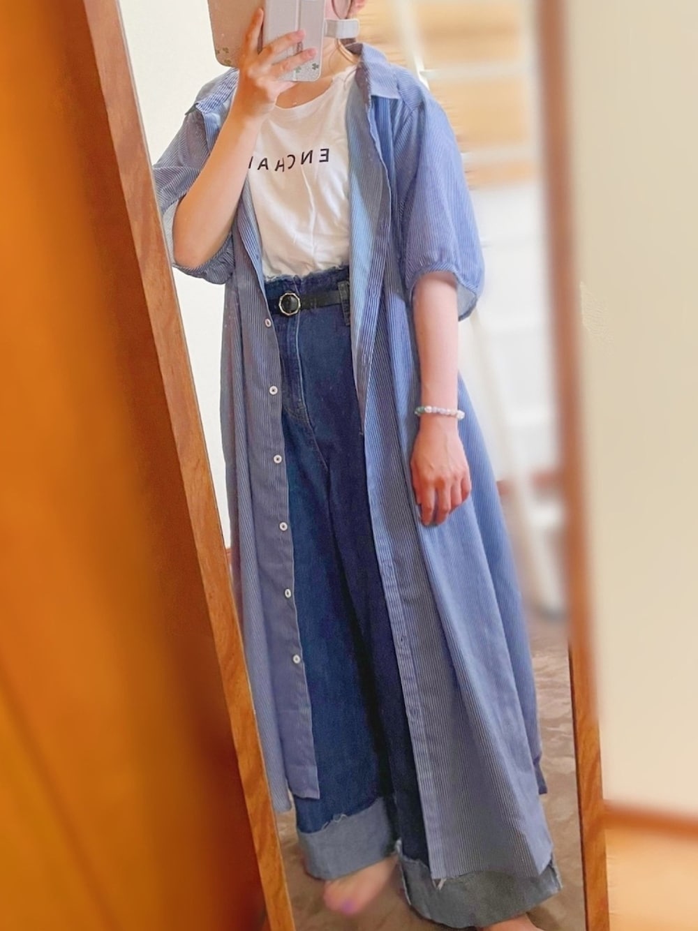 「ゆるコーデ、ガウンワンピース、ストライプ、ブルーコーデ、白Tシャツ、低身長、低身長コーデ、大学生、Double name」｜「DOUBLE NAMEの【merモデルまるちゃんコラボ】ストライプシャツワンピース（シャツワンピース、ブルー系）」を使った、maroru✲*ﾟさん（レディース・148cm）の夏コーディネートの1枚目の写真
