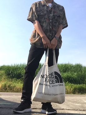 「古着のアイテム（シャツ/ブラウス、その他）」を使った、しょーさん（メンズ・176cm）の夏コーディネート