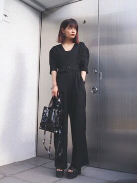 「アイテム（つなぎ/オールインワン）」を使った、LISA さん（レディース・160cm）の冬コーディネート