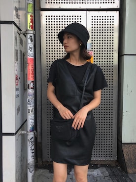 「レザーワンピース」｜「アイテム（ワンピース）」を使った、LISA さん（レディース・160cm）の夏コーディネート