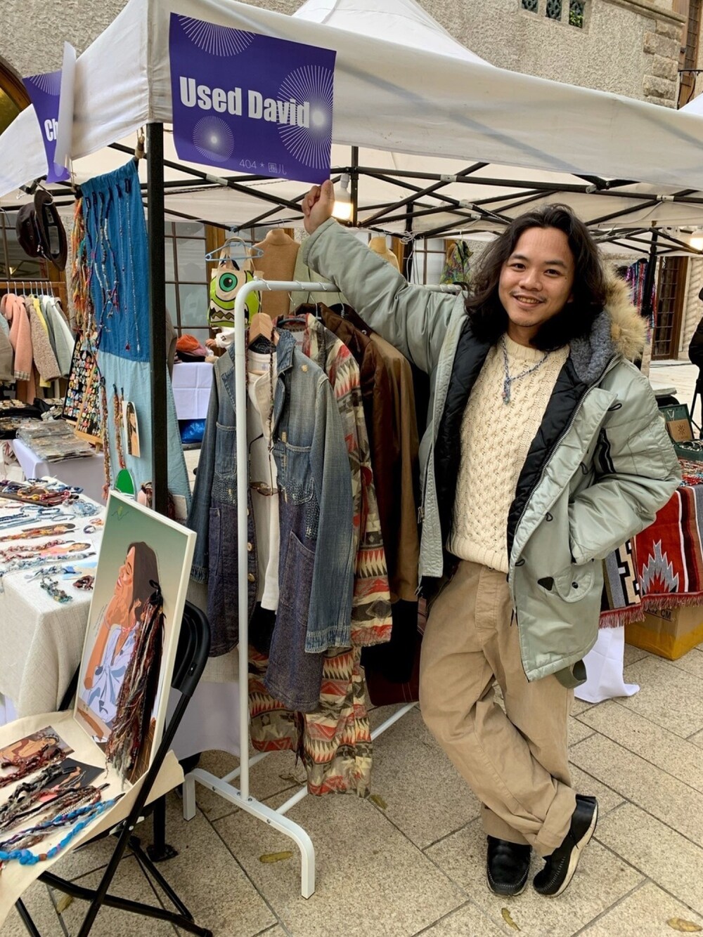 「market」｜「VISVIMのアイテム（スニーカー、ブラック系）」を使った、David Tseさん（メンズ・168cm）の夏コーディネートの1枚目の写真