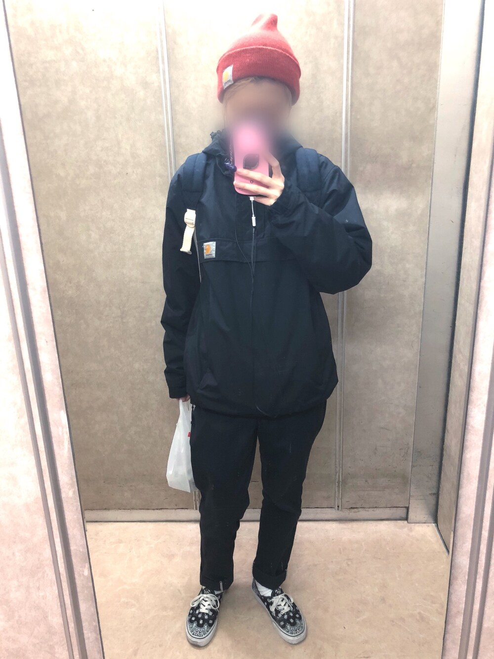 「ootd、BEDWIN & THE HEARTBREAKERS、carhartt、VANS」｜「Carharttのアイテム（ジャケット/アウター、ブルー系）」を使った、がきこさん（レディース・162cm）の冬コーディネートの1枚目の写真