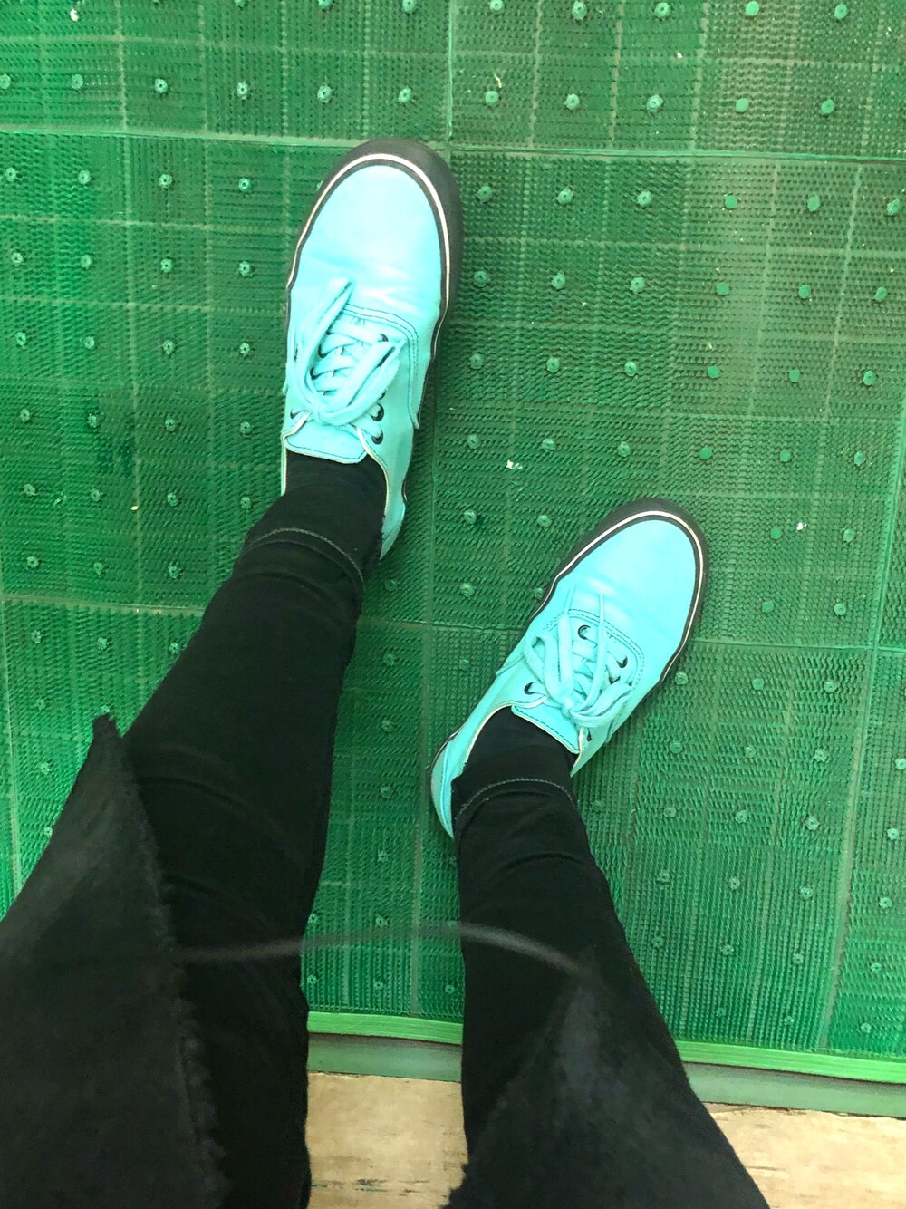 「ootd、BEDWIN & THE HEARTBREAKERS、UNIQLO、gosharubchinskiy、VANS」｜「gosha × vansのアイテム（スニーカー、グリーン系）」を使った、がきこさん（レディース・162cm）の冬コーディネートの1枚目の写真