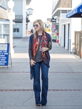 Nikki Mintonさんのコーディネート