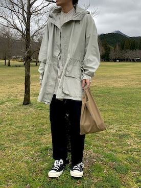 「VINTAGE（ヴィンテージ）のアイテム（マウンテンパーカー）」を使った、MARONさん（メンズ・172cm）の春コーディネート