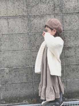 「ZARA KIDSのアイテム（カーディガン/ボレロ、ホワイト系）」を使った、Cocoさん（キッズ・90cm）の冬コーディネート
