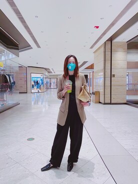 「CHARLES & KEITH（チャールズ & キース）のアイテム（スリッポン）」を使った、Chalmers-他娘さん（レディース・158cm）の春コーディネート