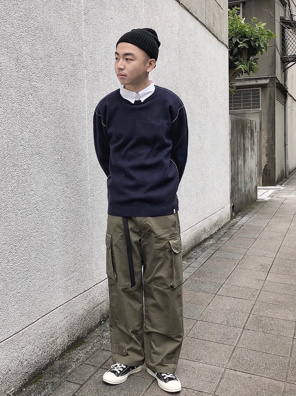 「URBAN RESEARCHのアイテム（スウェット、その他）」を使った、Siicさん（メンズ・170cm）の冬コーディネートの1枚目の写真