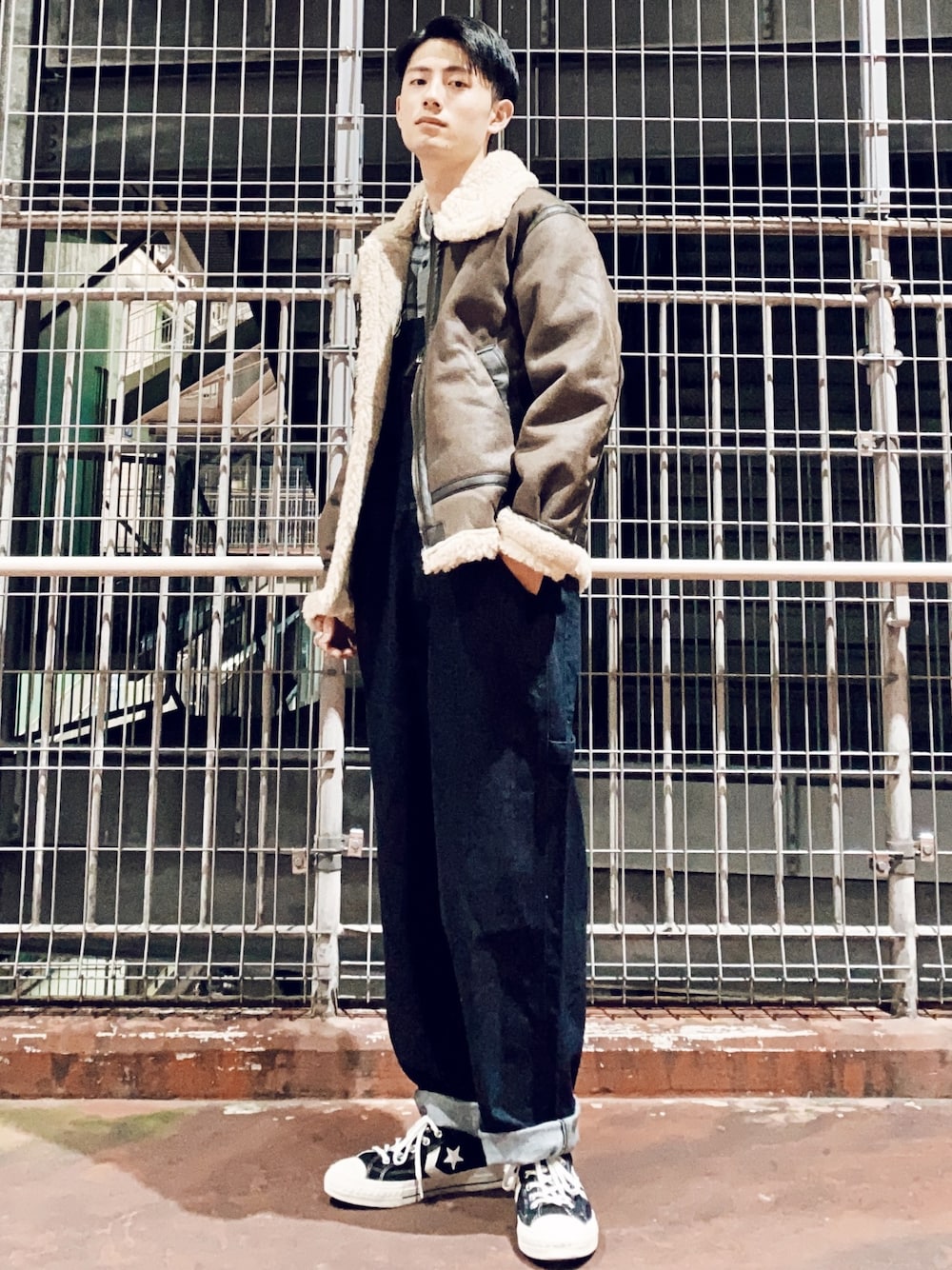 「秋コーデ、冬、カジュアル、ootd」｜「AVIREXのアイテム（ジャケット/アウター、ブラウン系）」を使った、shoki1997rさん（メンズ・167cm）の冬コーディネートの1枚目の写真