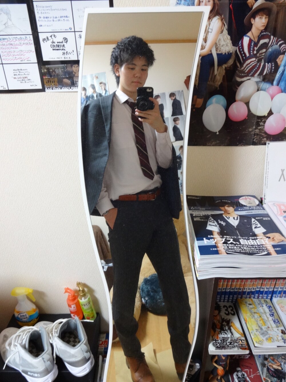 「キレイめ、スーツスタイル、青山、おしゃれさんと繋がりたい、カメラ、革靴、ストライプ、大学生、腕時計、シャツ」｜「AOYAMAのアイテム（スーツジャケット、グレー系）」を使った、yamaponさん（メンズ・179cm）の夏コーディネートの1枚目の写真