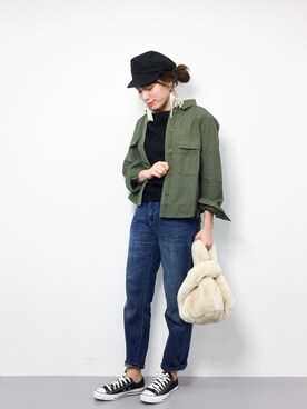 「RAY CASSIN（レイカズン）のアイテム（ミリタリージャケット）」を使った、ぐっさんさん（レディース・166cm）の冬コーディネート