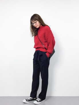「HELIOPOLE（エリオポール）のアイテム（パンツ）」を使った、ぐっさんさん（レディース・166cm）の冬コーディネート