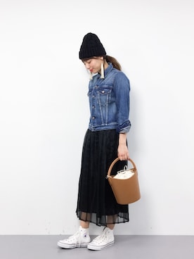 「mimis（ミイーミイーズ）のアイテム」を使った、ぐっさんさん（レディース・166cm）の冬コーディネート