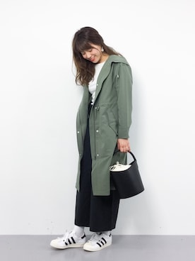 「BLISS POINT（ブリスポイント）のアイテム（その他アウター）」を使った、ぐっさんさん（レディース・166cm）の冬コーディネート