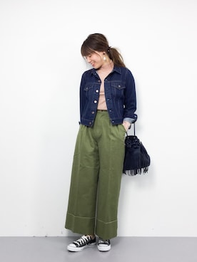 「BASE（ベース）のアイテム」を使った、ぐっさんさん（レディース・166cm）の冬コーディネート