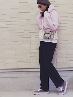 「やっぱりストリートが好き」｜「アイテム（ハンチング/ベレー帽）」を使った、AKARIさん（レディース・163cm）の秋コーディネート