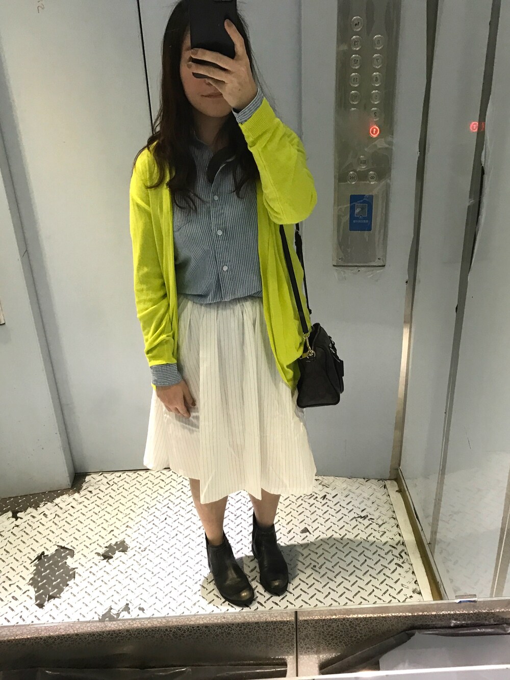 「胖女孩穿搭、春コーデ、學院風」｜「MEIER.Qのアイテム（スカート、ホワイト系）」を使った、iZOEさん（レディース・157cm）の春コーディネートの1枚目の写真