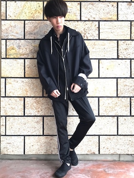 「HUMIS（ヒューミス）のアイテム」を使った、ジヨンさん（メンズ・172cm）の冬コーディネート