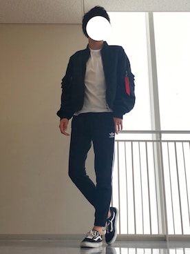 「AAA（トリプルエー）のアイテム（トップス）」を使った、りょうさん（メンズ・185cm）の秋コーディネート