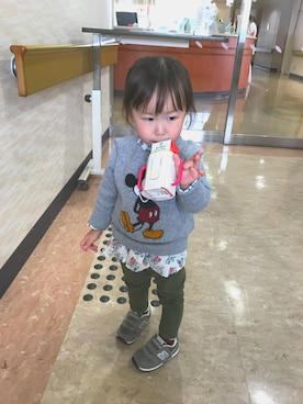 「2歳3ヶ月」｜「アイテム（ニット/セーター）」を使った、yuuuuzuさん（キッズ・80cm）の冬コーディネート