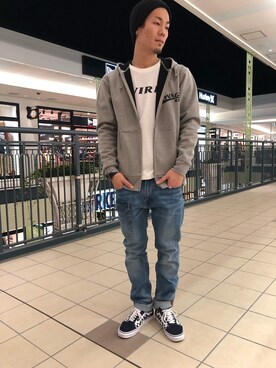 「TYPE BLUE（タイプブルー）のアイテム（パンツ）」を使った、masaさん（メンズ・177cm）の冬コーディネート