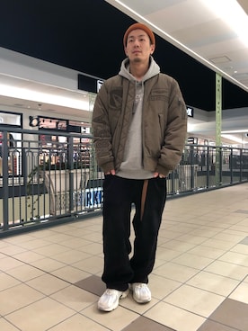 「スタッフセンバツ」｜「アイテム（MA-1）」を使った、masaさん（メンズ・177cm）の冬コーディネート
