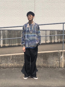 「黒パンツ」｜Uhey.kさん（メンズ・185cm）の春コーディネート