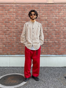 「Engineered Garments（エンジニアードガーメンツ）のアイテム（スリッポン）」を使った、Uhey.kさん（メンズ・185cm）の春コーディネート