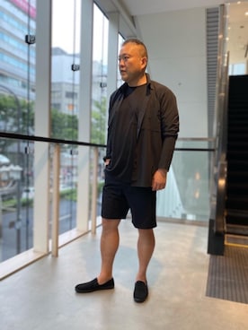 「Tシャツ/カットソー」｜「アイテム（スリッポン）」を使った、IIOさん（メンズ・173cm）の夏コーディネート