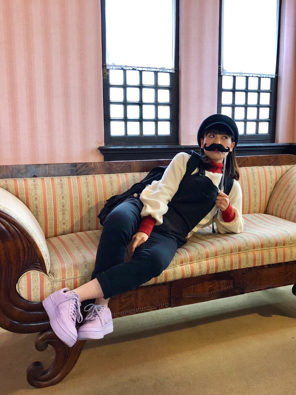 「MILKFED.、NIKE、used、ユナイテッドアローズ、キャスケット、ワッフルカットソー、オールインワン、低身長コーデ」｜「MILKFED.のWAFFLE HIGH NECK TOP（Tシャツ/カットソー、ホワイト系）」を使った、KEIさん（レディース・150cm）の春コーディネートの1枚目の写真