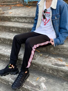 Supreme シュプリーム のデニムジャケットを使った人気ファッションコーディネート 髪型 2ブロック Wear