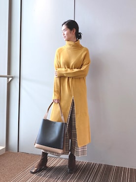 「マスタード」｜「アイテム（アクセサリー）」を使った、maiさん（レディース・167cm）の秋コーディネート